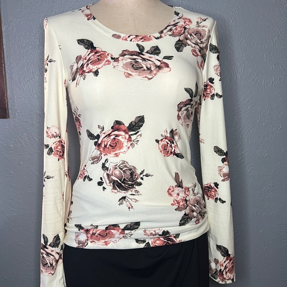 Rue21 Floral Cream Long Sleeve Blouse Bundle